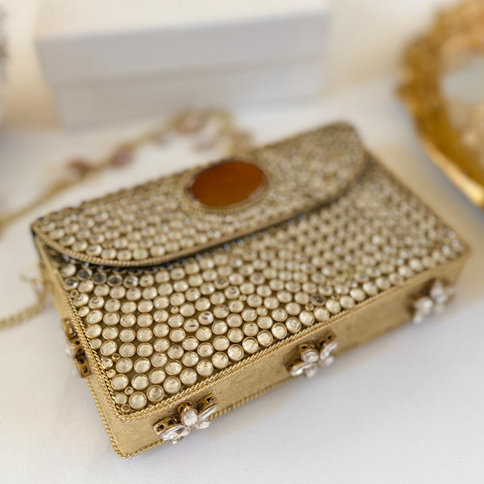 Natural Oval Brown Onyx Gemstone Clutch | Kundan Detailing on Brass Frame