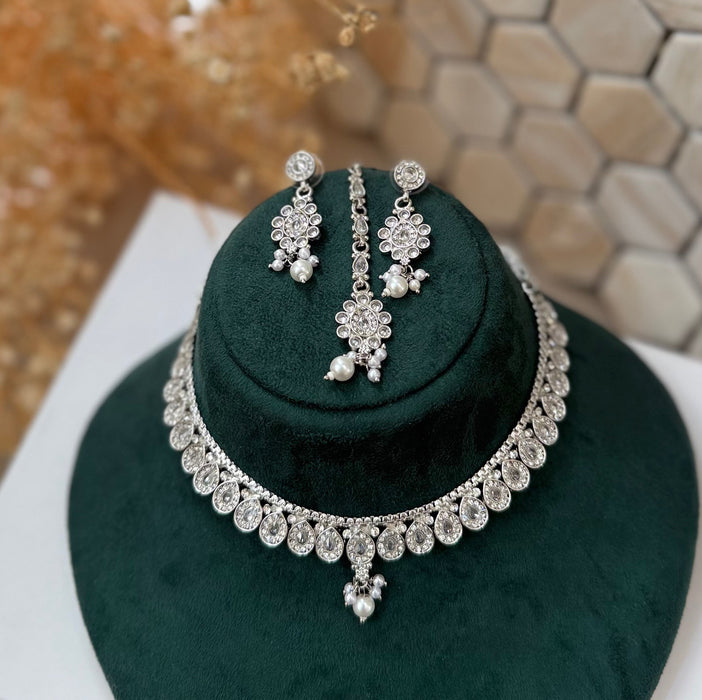 Indian Gold Plated Jewelry Set: Minimalist Bridal Necklace, Earrings and Tikka Set