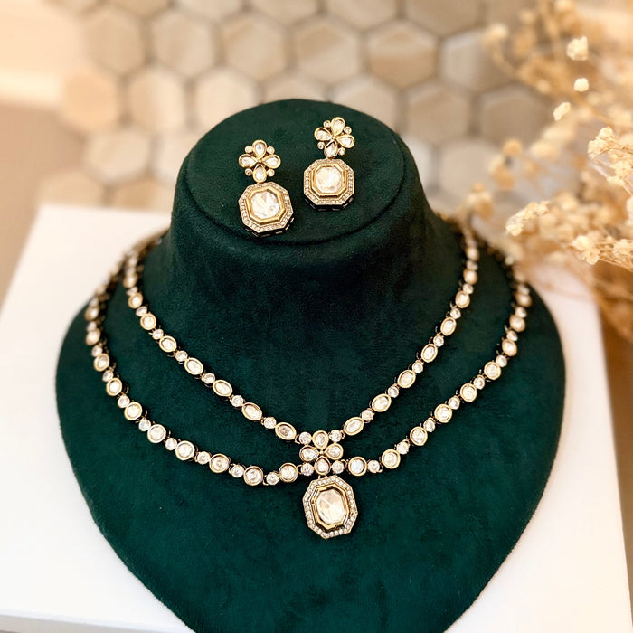 Gold and Silver Kundan Necklace Set: Necklace & Earring Set