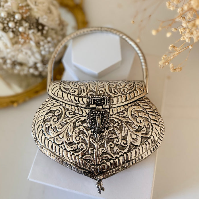 Handmade Silver Plated Heart Shape Brass Clutch: Vintage Style Wedding Purse