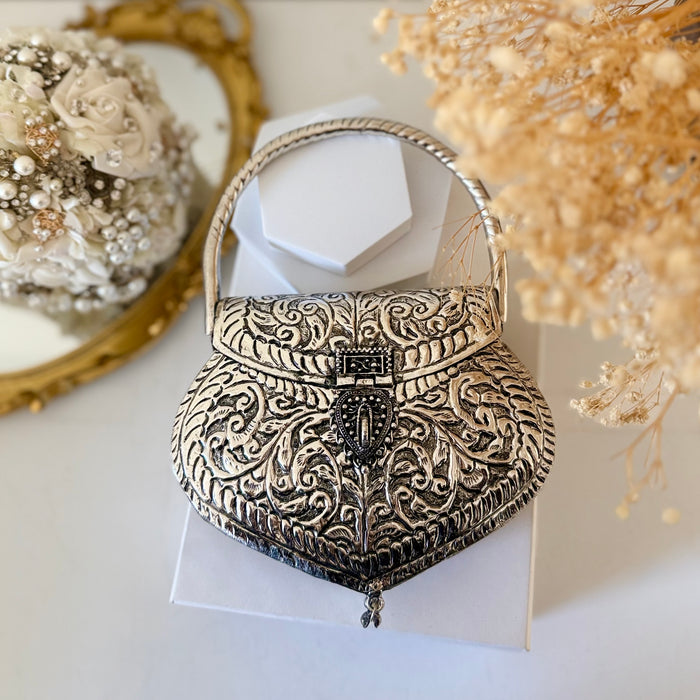 Handmade Silver Plated Heart Shape Brass Clutch: Vintage Style Wedding Purse