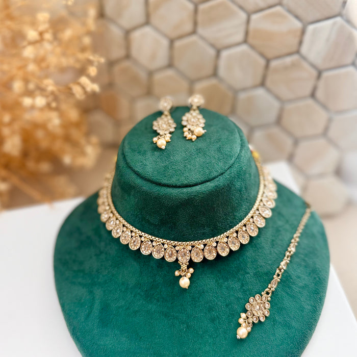 Indian Gold Plated Jewelry Set: Minimalist Bridal Necklace, Earrings and Tikka Set