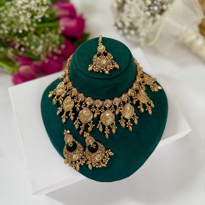 Vergoldetes Halsketten-Set – Choker-Set mit Ohrringen und Tikka