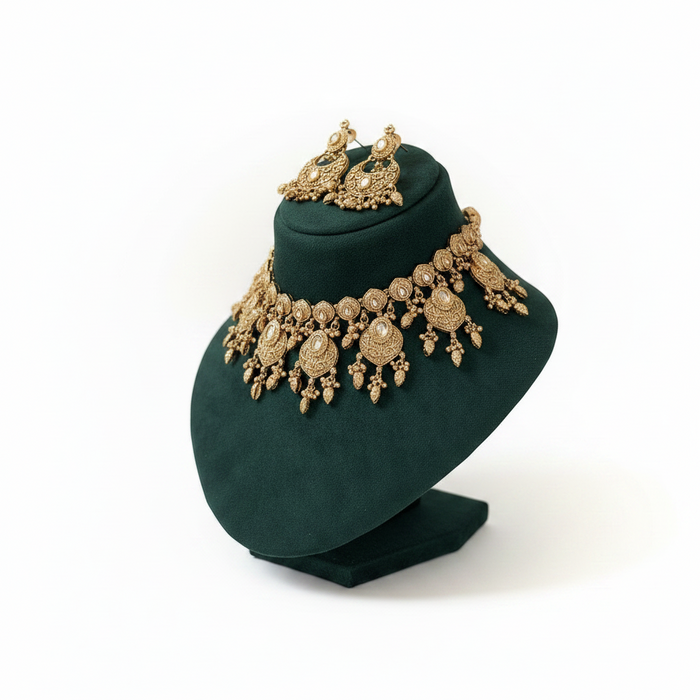 Vergoldetes Halsketten-Set – Choker-Set mit Ohrringen und Tikka
