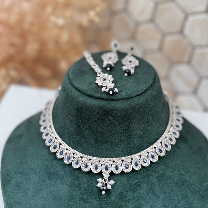 Indian Gold Plated Jewelry Set: Minimalist Bridal Necklace, Earrings and Tikka Set