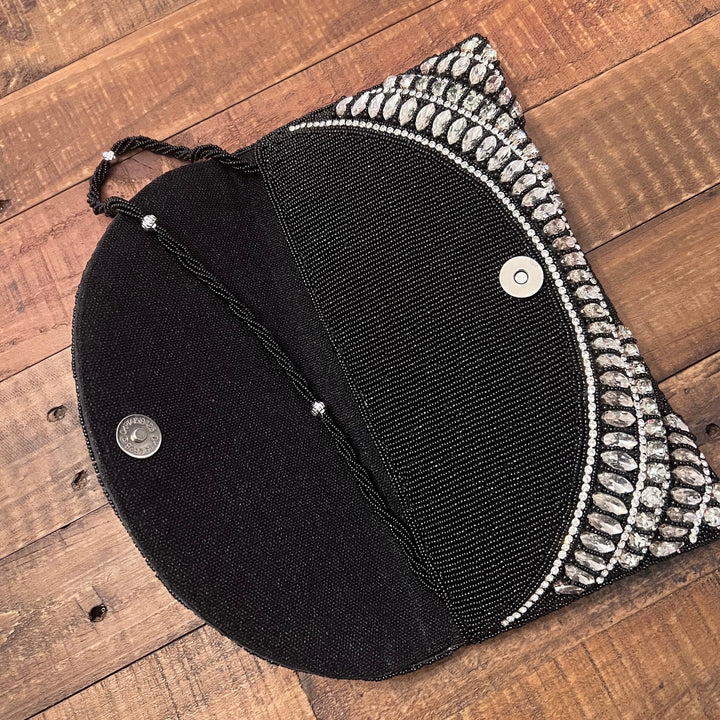 Handmade Crystal Evening Clutch: Bridal Wristlet with Intricate Beading