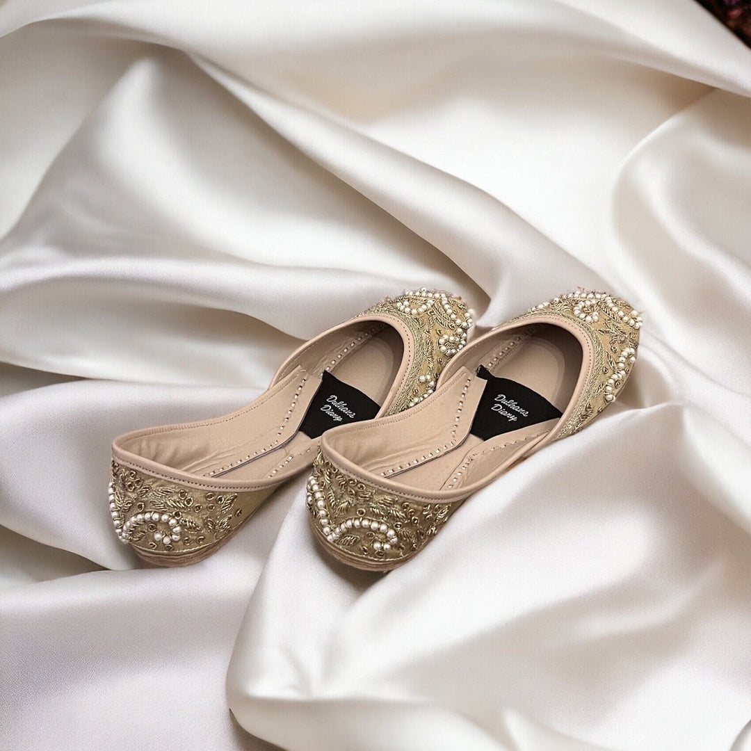 Handmade Golden Bridal Khussas: Beaded Leather Wedding Juttis