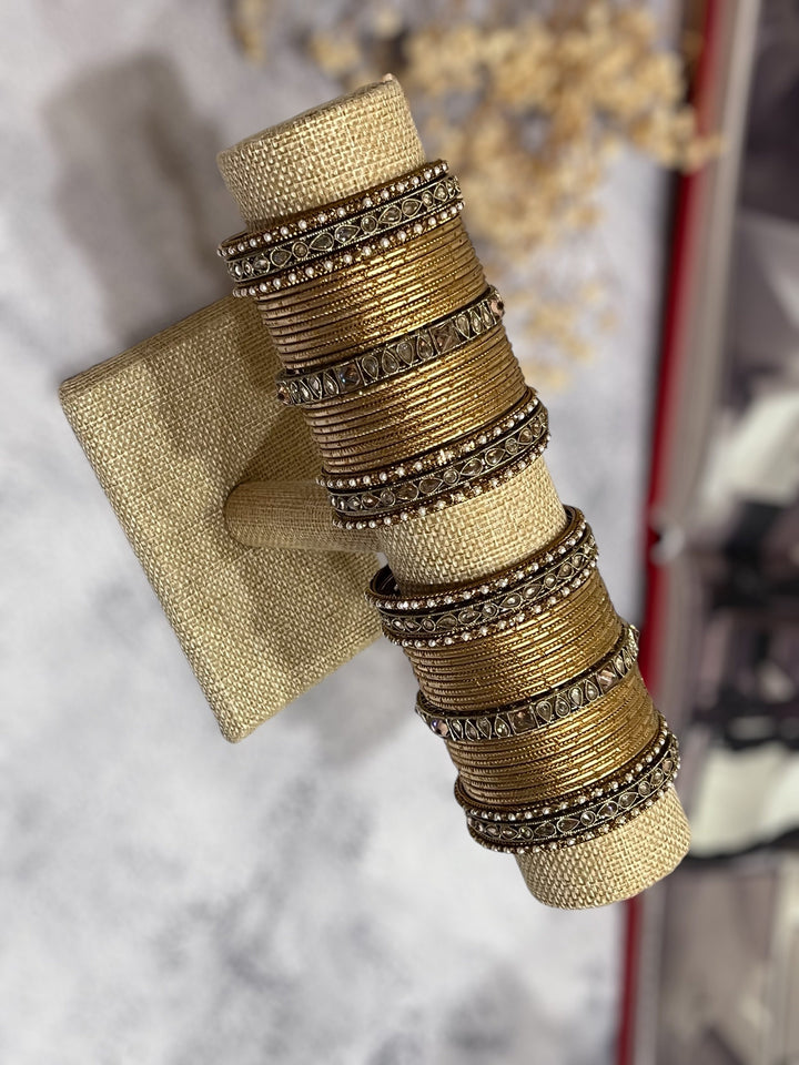 Gold Polki Indian Bridal Bangle Set: Customizable Wedding Jewelry