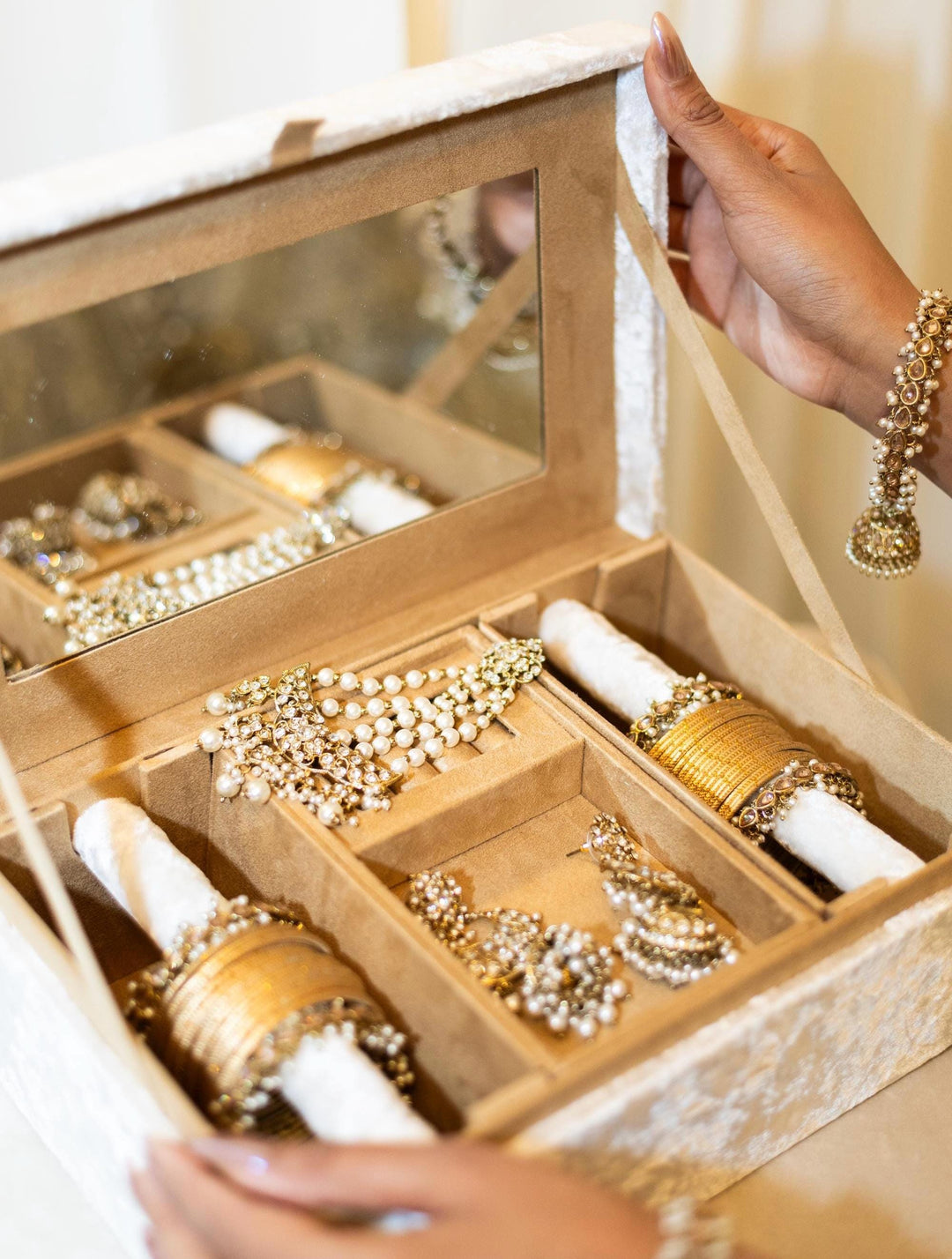 Taj Mahal Inspired Bridal Keepsake Box: Gold Zardozi Embroidered Velvet Jewelry Storage