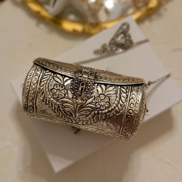 Silver Plated Brass Clutch: Vintage Style Crossbody Handbag