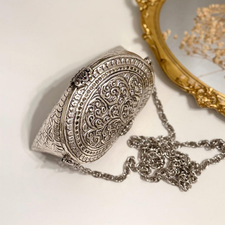 Silver Plated Brass Clutch: Vintage Style Pearl Handle Shoulder Bag