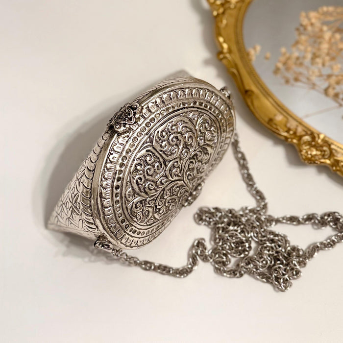 Silver Plated Brass Clutch: Vintage Style Pearl Handle Shoulder Bag