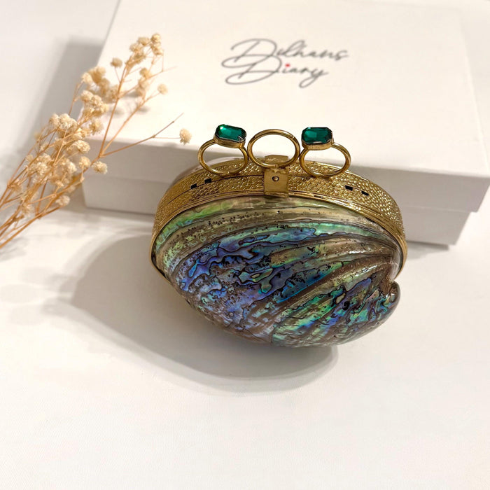 Shell Clutches