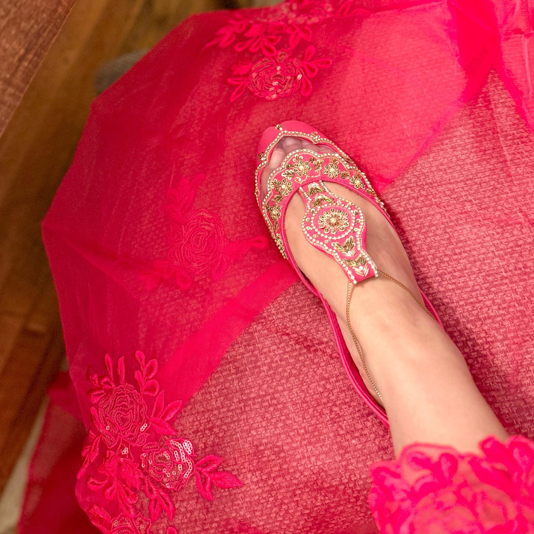 Handmade Fuchsia Bridal Khussa: Wedding Shoes with Anklet