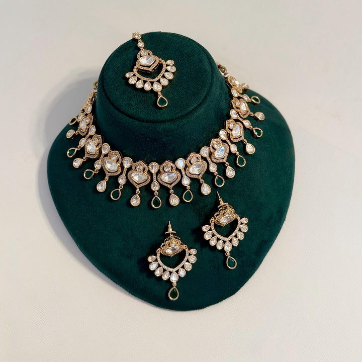 Emerald Green Kundan Necklace Set: Indian Tikka Jewelry