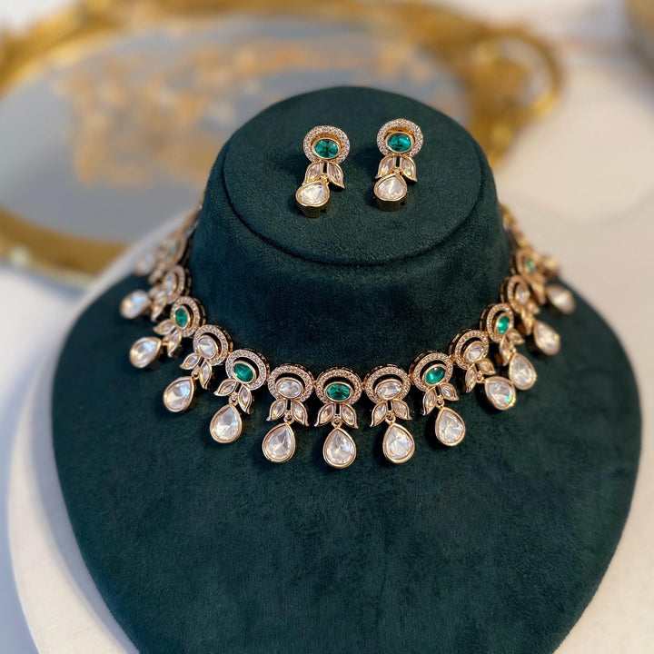 Emerald Green Kundan Choker Necklace Set: Indian Jewelry