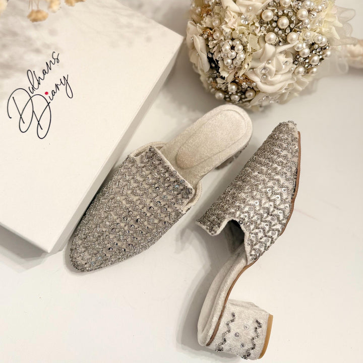 Silver/ White  Mules/ Khussa/ Juttis/Ladies handmade Pakistani Brides Jutti | Punjabi Jutti | Bridal Shoes