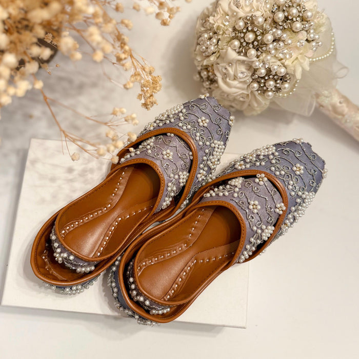 Misty Pearl Gray Bridal Khussa: Handmade Pakistani Jutti with Thread Work