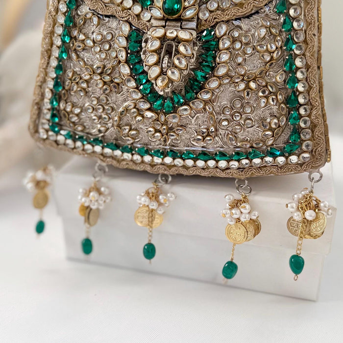 Emerald Green Kundan Brass Clutch: Vintage Style Kundan Handbag