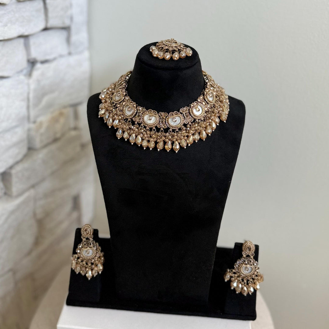 Champagne Mother of Pearl Indian Bridal Jewelry Set: Necklace, Earrings and Maang Tikka