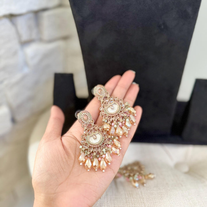 Multicolor Mother of Pearl Indian Bridal Jewelry Set: Necklace, Earrings and Maang Tikka