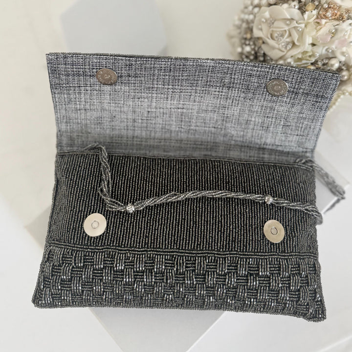 Handmade Antique Gray Beaded Clutch: Evening Bag