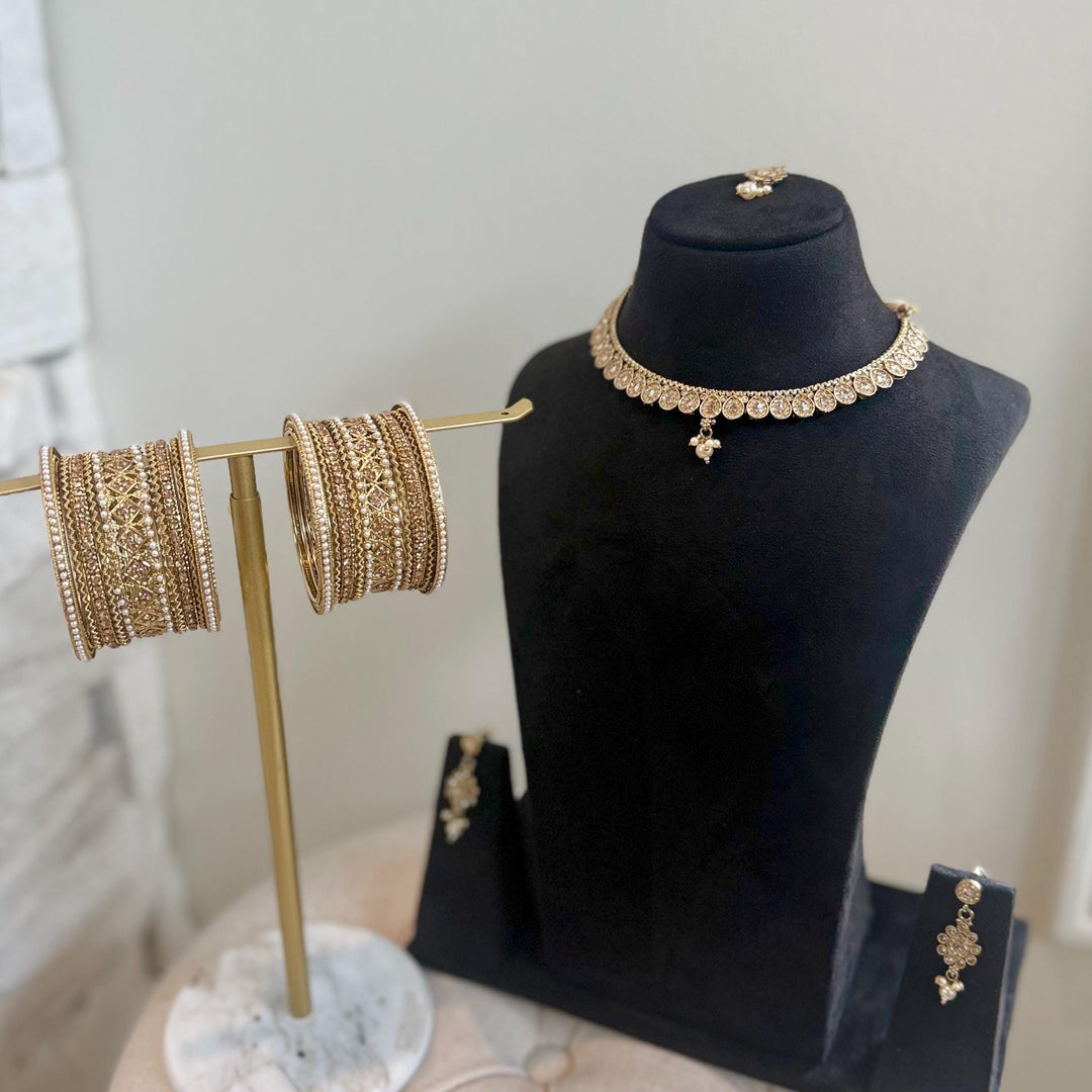 Indian Gold Jewelry Set: Minimalist Bridal Necklace, Earrings and Tikka Set