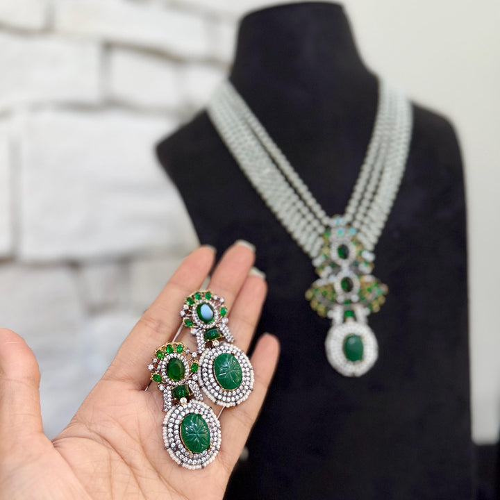 Victorian Style Emerald Green Hand Curved Kundan Necklace Set