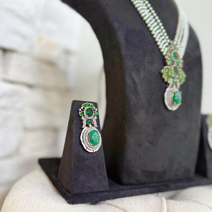 Victorian Style Emerald Green Hand Curved Kundan Necklace Set